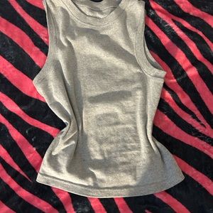 Grey tank top